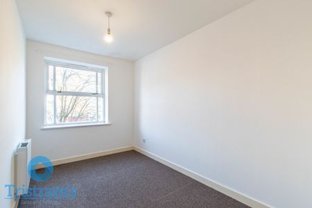 2 bed Flat for Rent - Photo 4