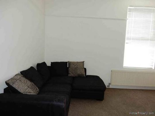 2 bedroom property to rent in Ilford - Photo 1