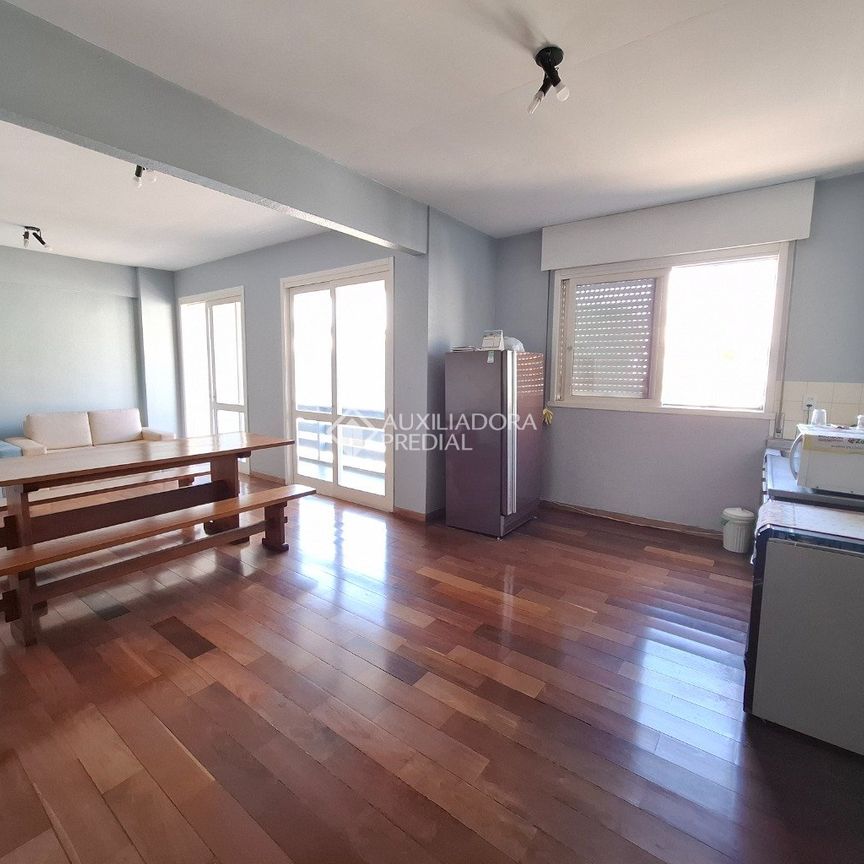 Apartamento com 2 quartos e 79m² para alugar em Centro, Novo Hamburgo. - Foto 1
