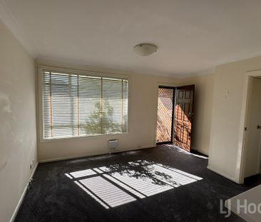 2 bedroom townhouse with courtyard - Photo 6