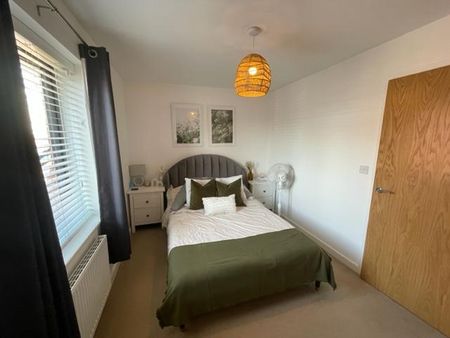 2 bedroom property to rent - Photo 3