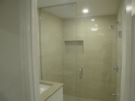 For Lease - 388 Centre Street Unit# #B2, Vaughan, Ontario - Photo 2