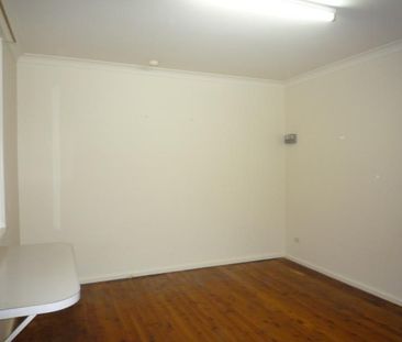 No Car? No Problem! One Bedroom Unit In Central Albury - Photo 2