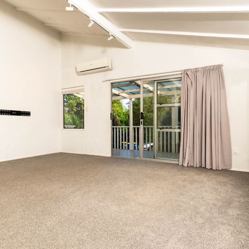 Great Location in Birkenhead - Photo 1