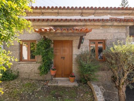 5 room luxury Detached House for rent in Vila Nova de Famalicão, Distrito de Braga - Photo 5