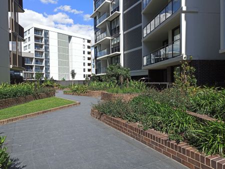 G8115/1 Bennelong Parkway, Wentworth Point - Photo 3