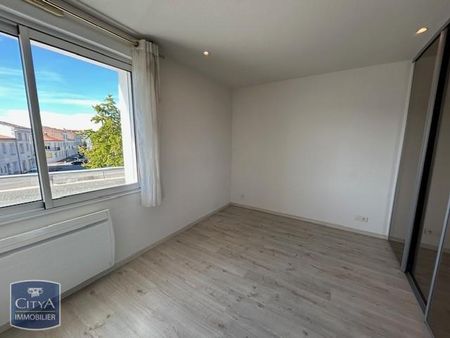 Location Appartement 2 pièces 58m² ROYAN 17200 - Photo 4