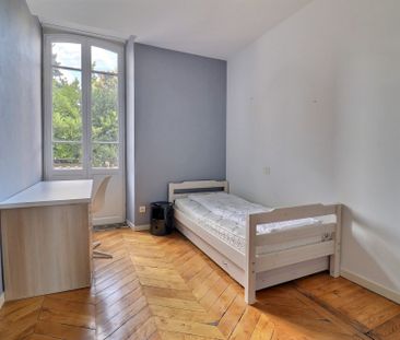 Location Appartement 5 pièces 104m² ROYAT 63130 - Photo 4