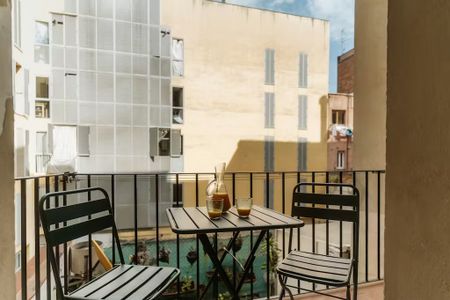 Carrer de Gombau, Barcelona, Catalonia 08003 - Photo 4