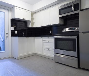 For Lease - 665 Crawford Street Unit# Bsmt, Toronto, Ontario - Photo 1