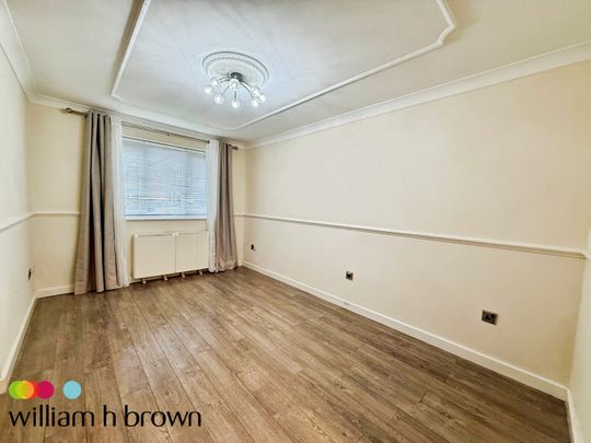 Parsonage Road, West Thurrock - Photo 1