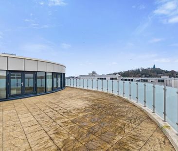 2 bedroom penthouse to rent - Photo 5