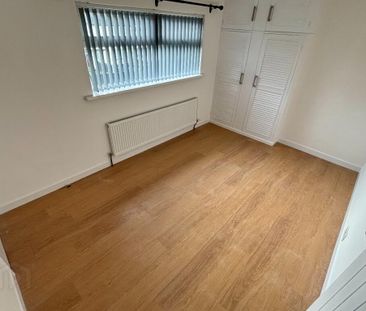 22 Irwin Place, Donaghcloney, BT66 7LN - Photo 6