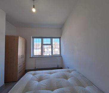 Limbury Road, Luton LU3, London - Photo 5