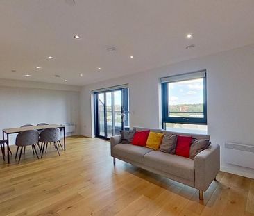 3 bedroom flat to rent - Photo 6