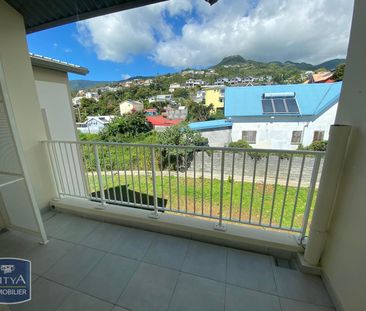 Location Appartement 3 pièces 95m² STE CLOTILDE 97490 - Photo 5