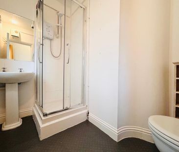 Studio to rent - Photo 6