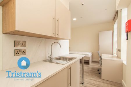 1 bed Apartment for Rent - Photo 3