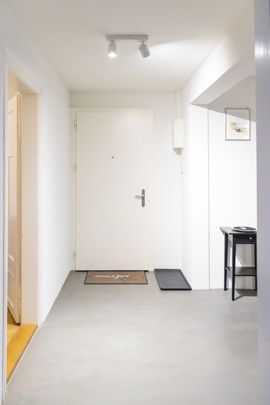 Modern furnished 3.5-room apartment in Zürich Altstetten (near Zürich-Binz) - Photo 1