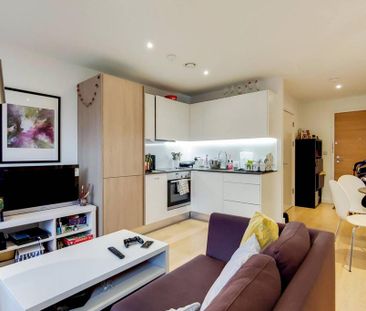 Studio to rent - Photo 1