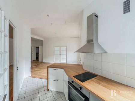 Rental Apartment Paris 8th Europe - Photo 3