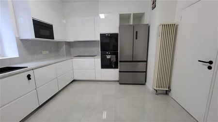 Appartement te huur - Foto 4