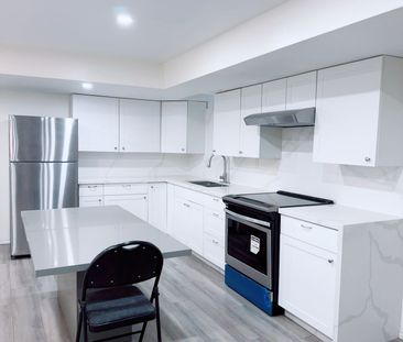 For Lease - 118 Blackwell Crescent Unit# Bsmt, Bradford West Gwilli... - Photo 6