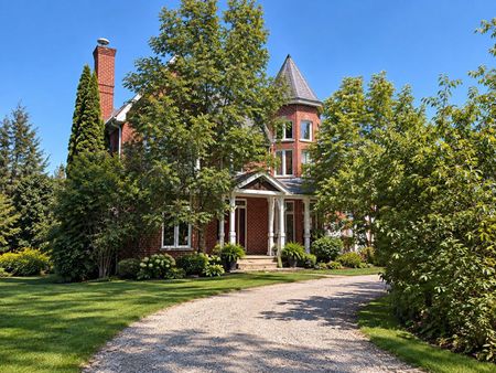For Lease - 190 Arkell Road, Guelph, Ontario - Photo 2