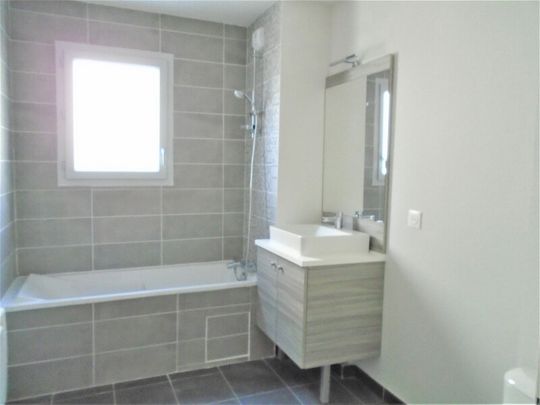 Location Appartement 2 pièces 38m² MONTPELLIER 34080 - Photo 1