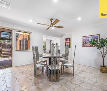 Rare gem in Wentworthville's prestigious 'Dorothy Mount' locale - Photo 4