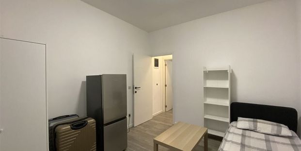 Herenwoning te huur in Merksem voor € 1.200 met 4 slaapkamers - Photo 1