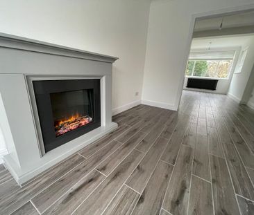 4 bedroom detached house to rent - Photo 3