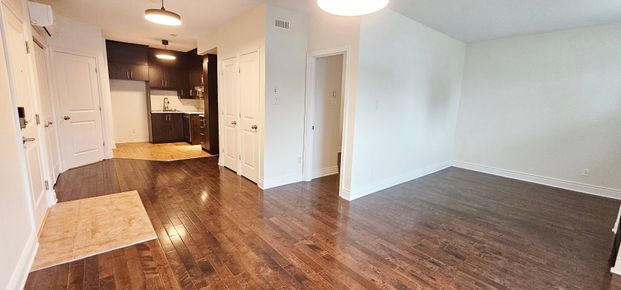 Av. de Dompierre, J5R 6P5, Candiac - Photo 1