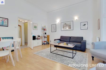 1 bedroom flat to rent - Photo 2