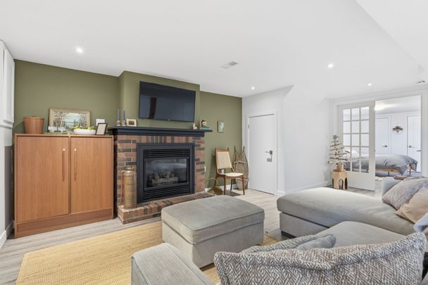 For Lease - 2112 Amesbury Crescent Unit# LOWER, Burlington, Ontario - Photo 1