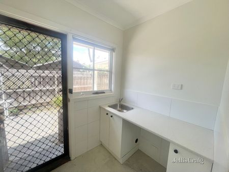 4/111 Rushall Crescent, Fitzroy North VIC 3068 - Block Of Units For Rent | Domain - Photo 2