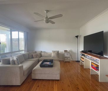 SEA BREEZE IN CULBURRA - Photo 1