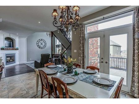 Detached Home For Lease | X8122158 - Photo 2