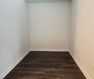 For Lease - 4055 Parkside Village Drive Unit# 919, Mississauga, Ont... - Photo 3