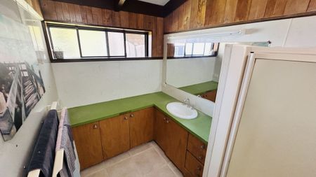 Neat and Tidy Family Home - Photo 2