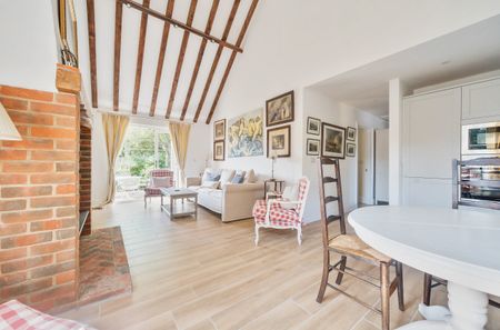 3 bedroom detached bungalow to rent - Photo 4