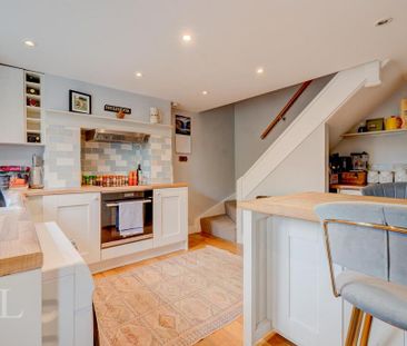 2 bedroom detached house to rent - Photo 5