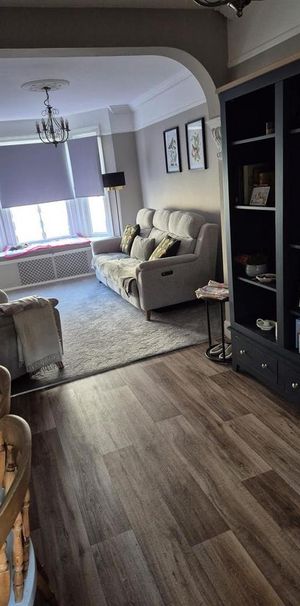 2 bedroom terraced house to rent - Photo 1