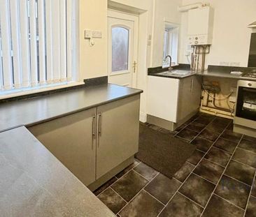 2 bedroom terraced house to rent - Photo 6