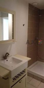 APPARTEMENT T2 - CENTRE VILLE - Photo 4