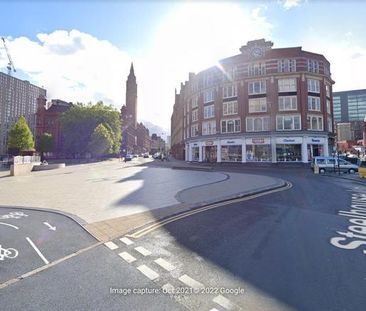 1 bedroom in a flat share to rent - Photo 4