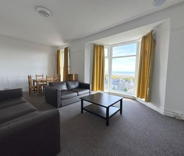 3 bedroom apartment to rent - Photo 1