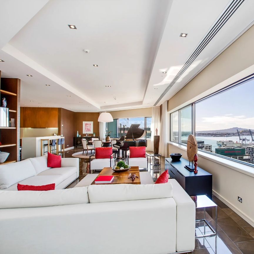 Sub penthouse! - Photo 1