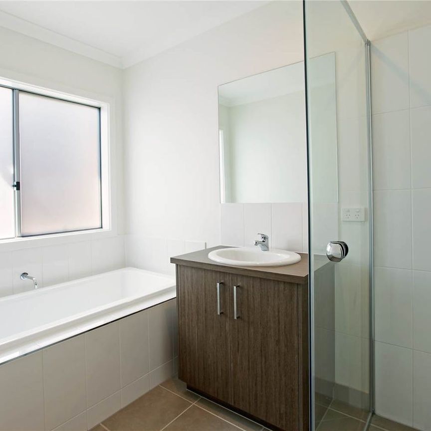 Modern Living Starts Here - 3 Bathrooms - Photo 1