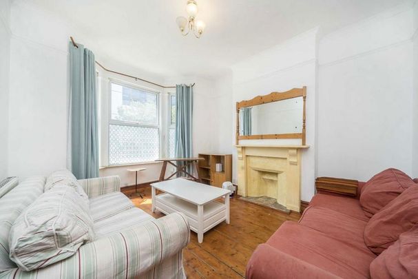 5 bedroom house to rent - Photo 1